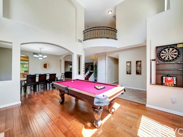 5 BR, 3.5 BA Apartment 19301 Lavi Ct, Los Angeles, CA 91356