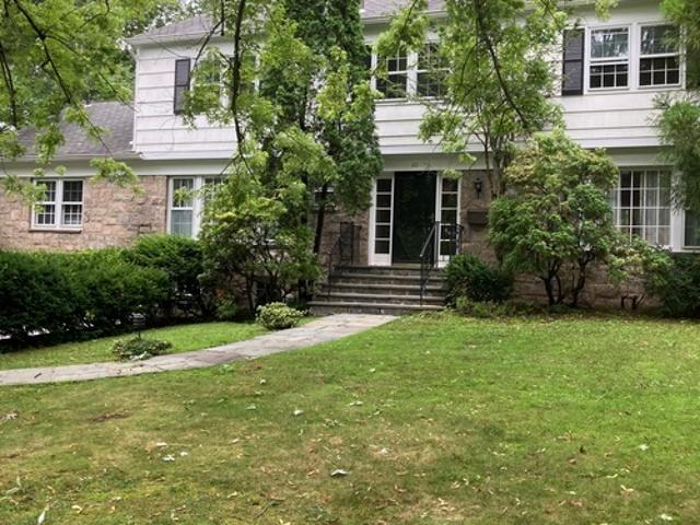 5 BR, 3.5 BA Apartment 20 Springdale Road, Scarsdale, NY 10583