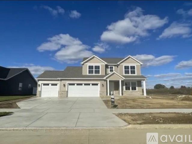 5 BR, 3.5 BA Apartment 2628 Shale Rd, Normal, IL 61761
