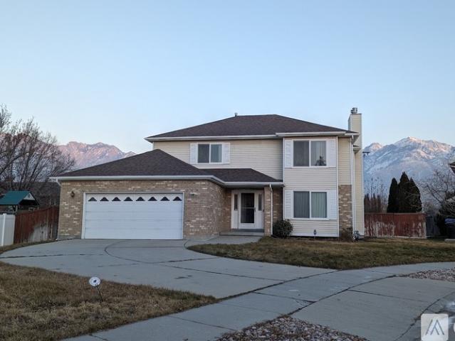 5 BR, 3.5 BA Apartment 7145 South Shadow Cove, Cottonwood Heights, UT 84121