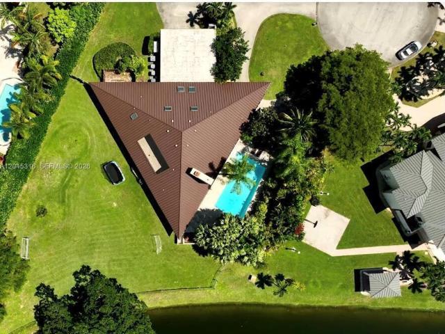 5 BR, 3.5 BA Apartment 8925 SW 102nd Ter, MIAMI, FL 33176