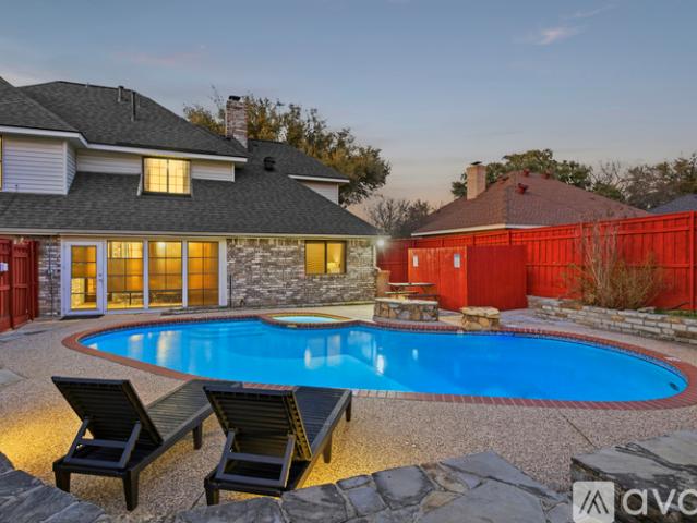 5 BR, 3 BA Apartment 1424 Cobblestone Dr, DeSoto, TX 75115