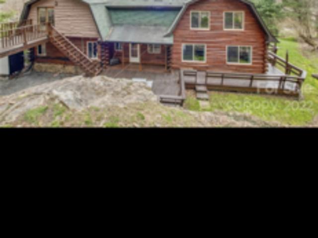 5 BR, 3 BA Apartment 1499 Turkey Creek Road, Clyde, NC 28721