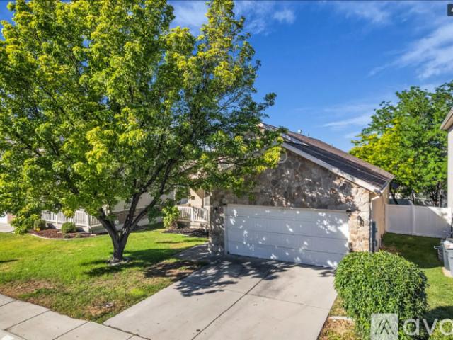 5 BR, 3 BA Apartment 10695 Pine Grove Way, South Jordan, UT 84009