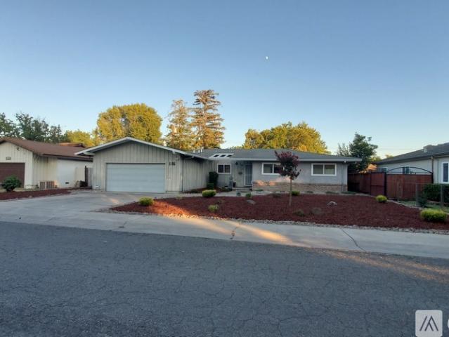 5 BR, 3 BA Apartment 1106 W Churchill St, Stockton, CA 95207