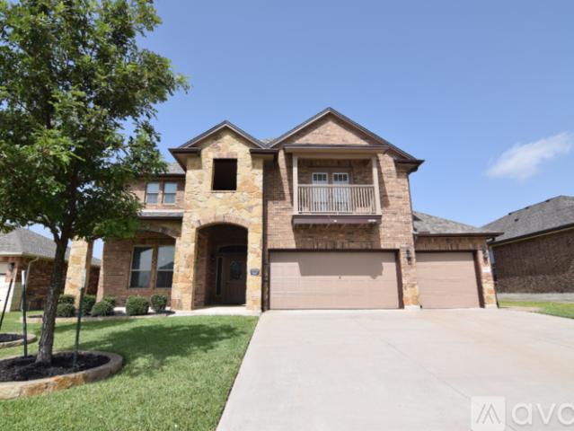 5 BR, 3 BA Apartment 1114 Iron Glen Dr, Temple, TX 76502