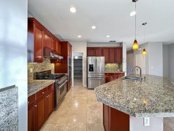 5 BR, 3 BA Apartment 1190 Taraya Ter, Hercules, CA 94547
