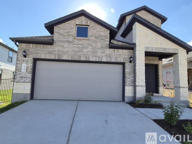 5 BR, 3 BA Apartment 224 Groveland Drive, Liberty Hill, TX 78642