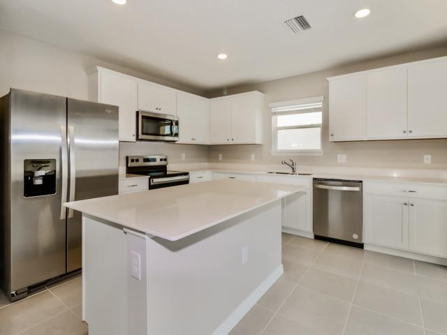 5 BR, 3 BA Apartment 2340 Shasta Street Unit 2267, Lakeland, FL 33805