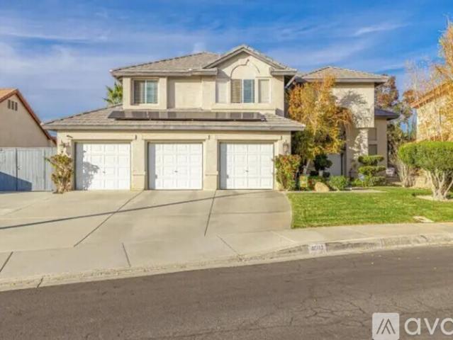 5 BR, 3 BA Apartment 4011 Dee Dee Court, Lancaster, CA 93536