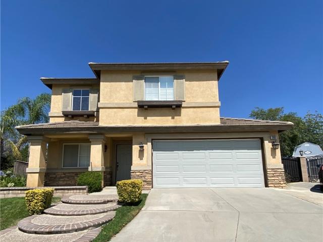 5 BR, 3 BA Apartment 700 Aspen Glen Lane, Beaumont, CA 92223