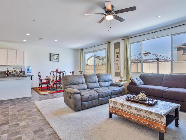 5 BR, 3 BA Apartment 84422 Calle Larriva, Coachella, CA 92236