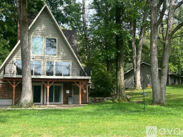 5 BR, 3 BA Apartment 8913 W AB Ave, Otsego, MI 49078
