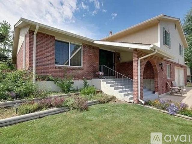 5 BR, 3 BA Apartment 8383 Quay Drive, Arvada, CO 80003