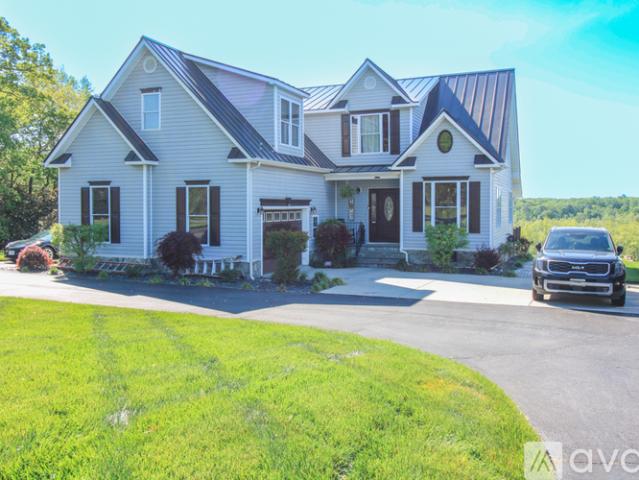 5 BR, 4.5 BA Apartment 511 Riverview Ct, Chester, VA 23836