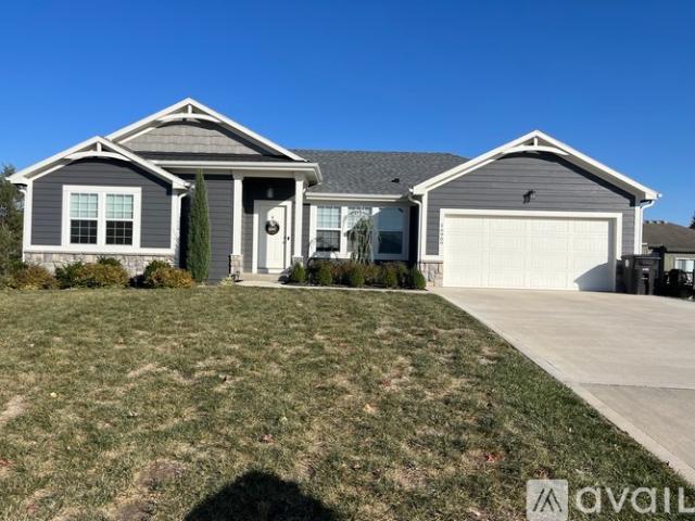 5 BR, 4 BA Apartment 16909 Meadow Creek Court, Belton, MO 64012