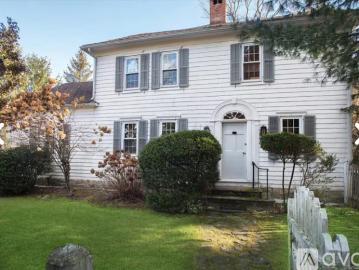 5 BR, 4 BA Apartment 1709 Newfield Avenue, Stamford, CT 06903