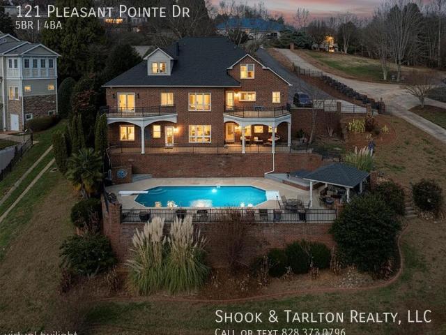 5 BR, 4 BA Apartment 121 Pleasant Pointe Dr, Hickory, NC 28601