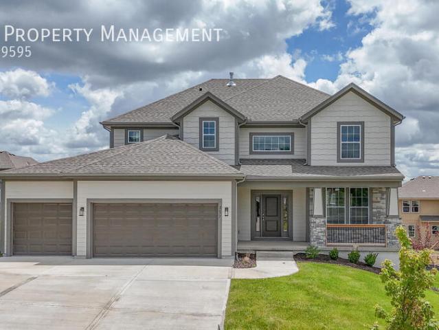 5 BR, 4 BA Apartment 2677 W Dartmouth St, Olathe, KS 66061