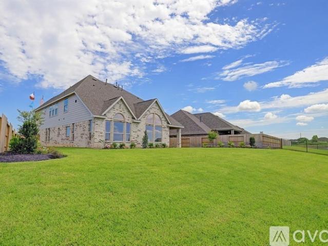 5 BR, 4 BA Apartment 2906 Close Reach Road, Manvel, TX 77578