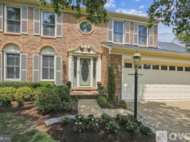 5 BR, 4 BA Apartment 2071 Madrillon Road, Vienna, VA 22182
