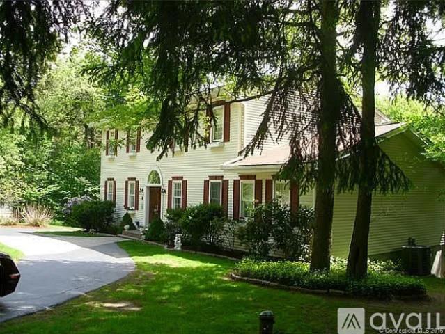 5 BR, 4 BA Apartment 9 Lombard Drive, Prospect, CT 06712