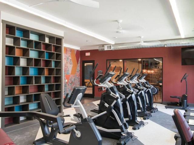 5 BR, 5 BA Apartment 1901 Cullen Blvd Unit Private Priced By Bed, Houston, TX 77023
