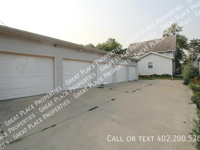 5 BR, 5 BA Apartment 1122 Washington St, Lincoln, NE 68502