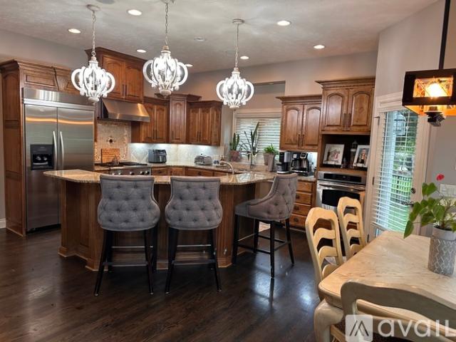 5 BR, 5 BA Apartment 504 South 195th Street, Omaha, NE 68022