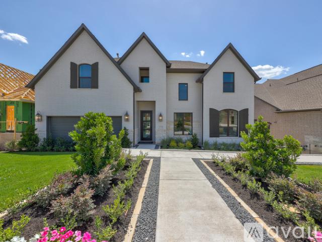 5 BR, 5 BA Apartment 6220 Bower Wl Rd, Austin, TX 78738