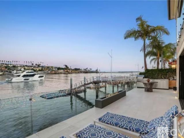 5 BR, 8 BA Apartment 2266 Channel Rd, Newport Beach, CA 92661