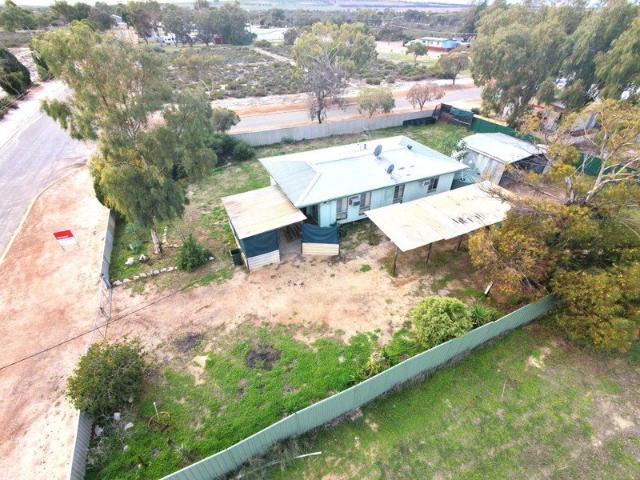 5 Brimson Street, Eneabba WA 6518