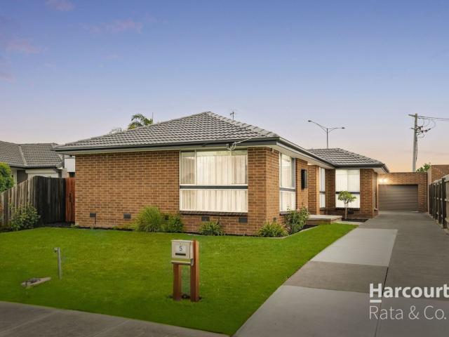 5 Cumberland Crescent, Thomastown, VIC 3074