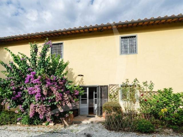 5 Camere da Letto Villa Toscana In Vendita A1190rv86. 300m² Vecchiano