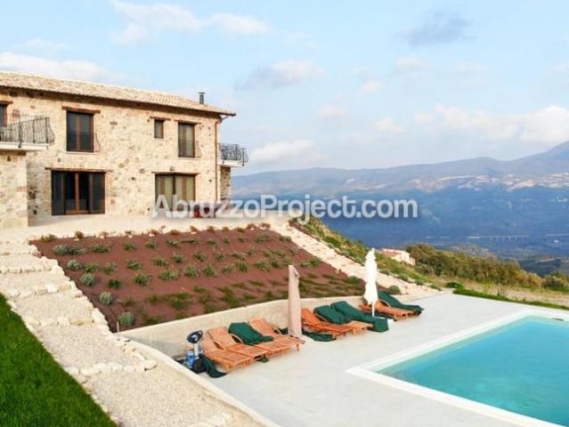 5 camere da letto, Chieti Abruzzo 66019 104108107