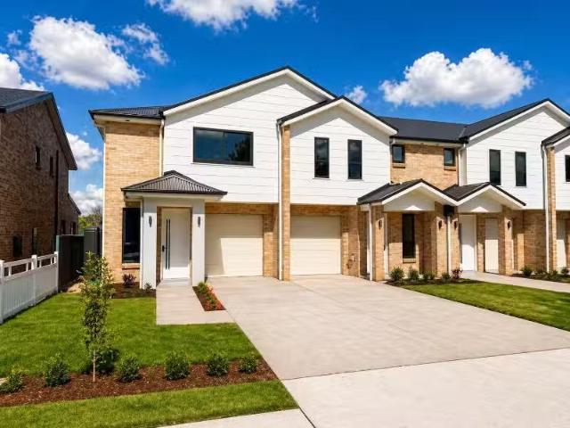 5 Castlereagh rd, RICHMOND Townhouse for rent Listed by Charl.