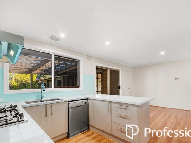 5 Cavendish AvenueWantirna VIC 3152, Australia