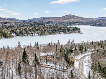 5 Ch. D'Azur, Val Des Lacs, QC, J0T 2P0 Luxury House for sale | Listing ID 10408 | Royal LePage Carriage Trade Luxury Properties