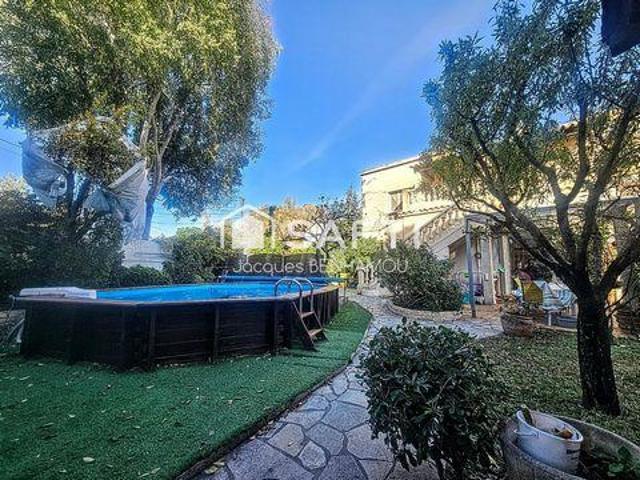5 chambres, Marseille 9e Arrondissement Provence 13009 104260000