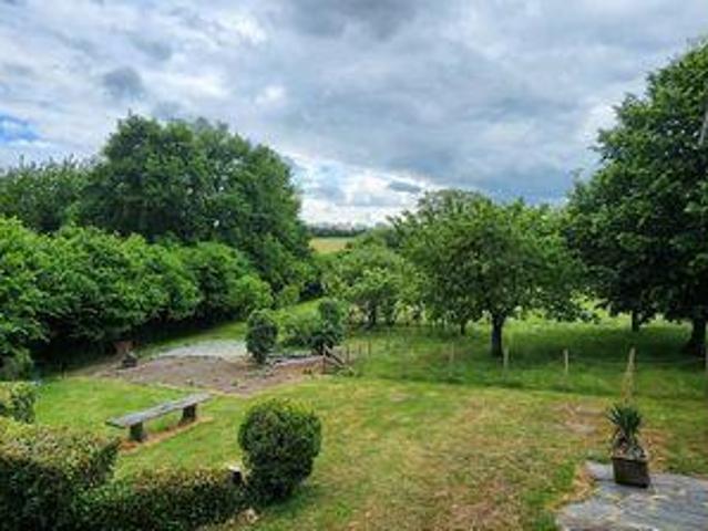 5 chambres, Moisdon Pays de la Loire 44520 102590730