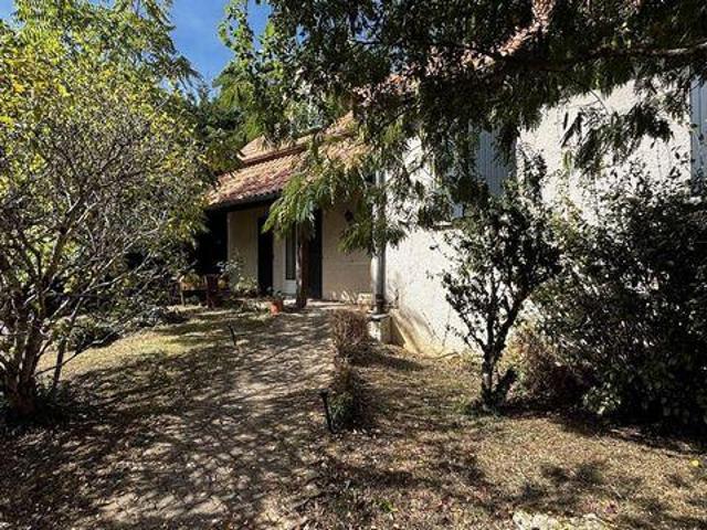 5 chambres, Nieuil Poitou 86340 105765173