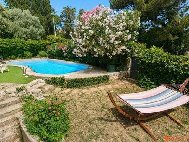 5 chambres, Nimes Languedoc 30900 102919474