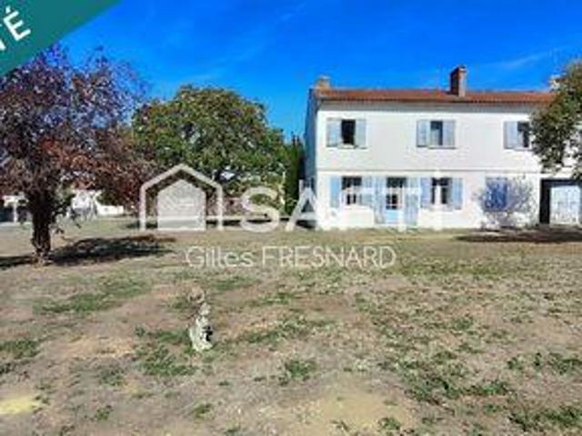 5 chambres, Avy Poitou 17800 105690770