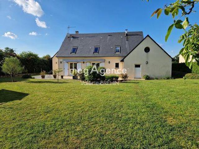 5 chambres, Belgeard Pays de la Loire 53440 90880862