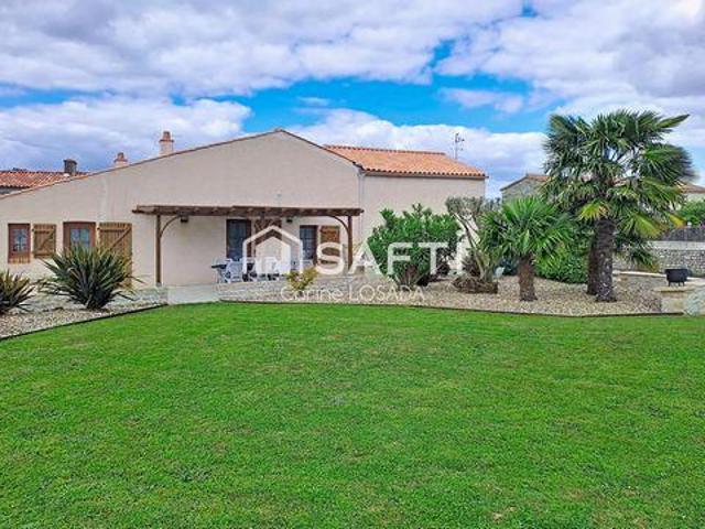 5 chambres, Chasnais Pays de la Loire 85400 102525179