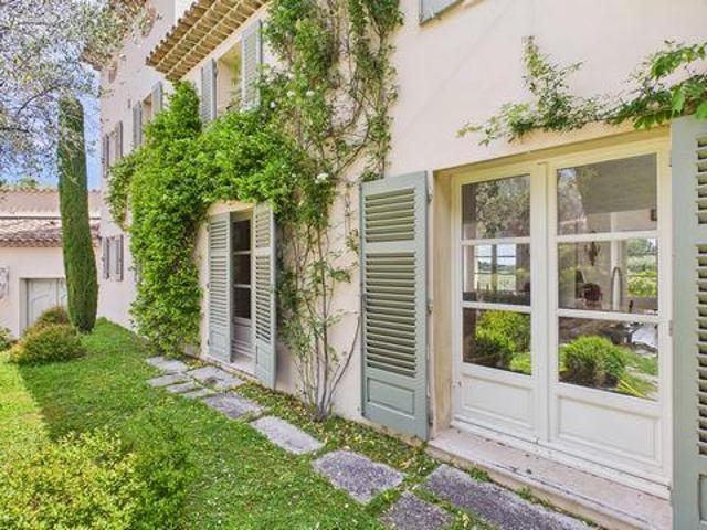 5 chambres, Châteauneuf Provence 06740 102525975