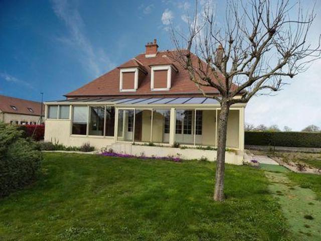 5 chambres, Cressanges Auvergne 03240 101741633