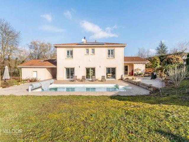 5 chambres, Cros Auvergne 69480 95479534