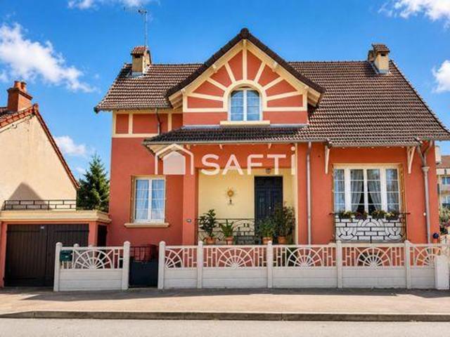 5 chambres, Digoin Bourgogne 71160 102472741