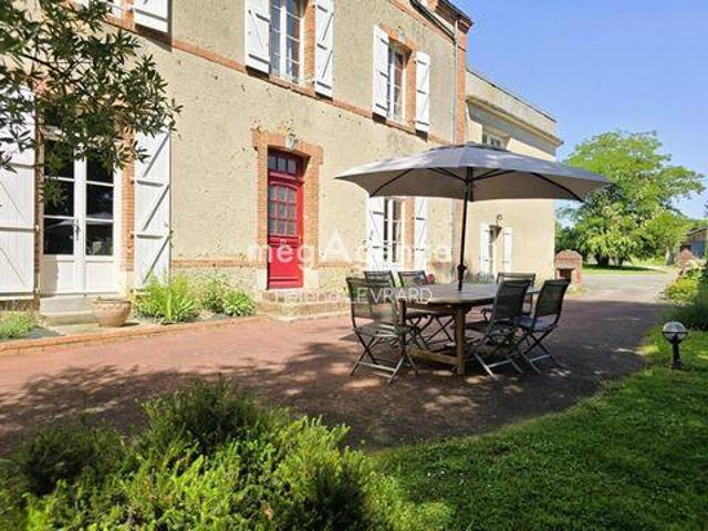 5 chambres, Evron Pays de la Loire 53600 103123323